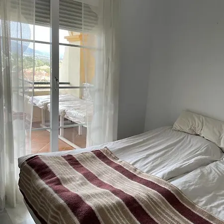 Puerto Banus - Nueva Andalucia - Urb Senorio De Aloha *